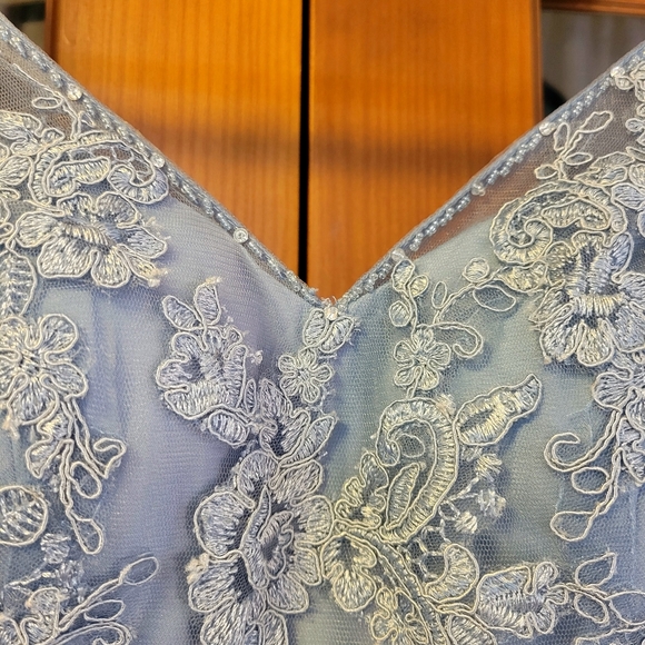 Azazie "Brenda" Long Tulle/Lace Dress in Dusty Blue Custom Sz 4/6 - Picture 4 of 16